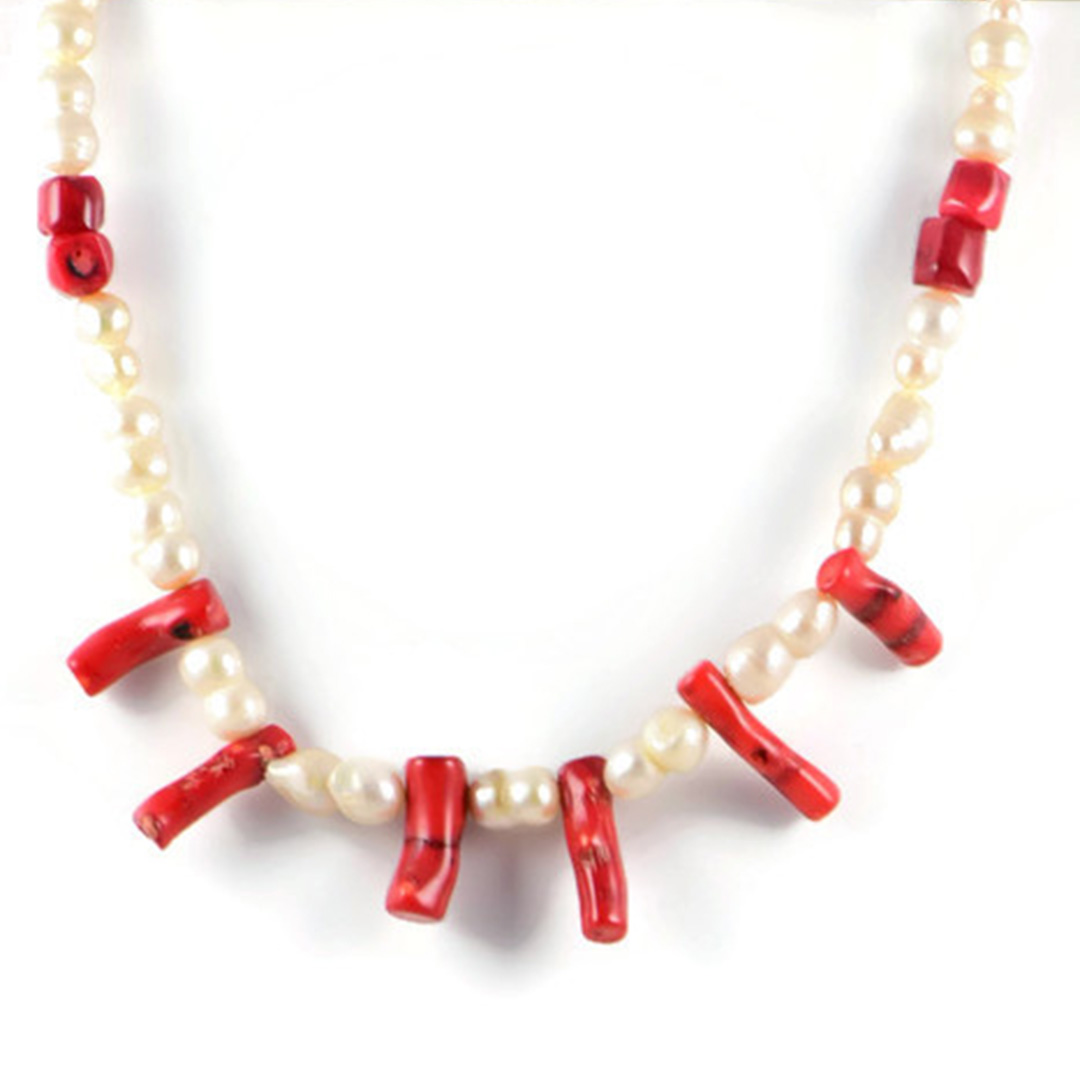 Gems en Vogue Graduated Ombre Bamboo Coral Bead Toggle Necklace