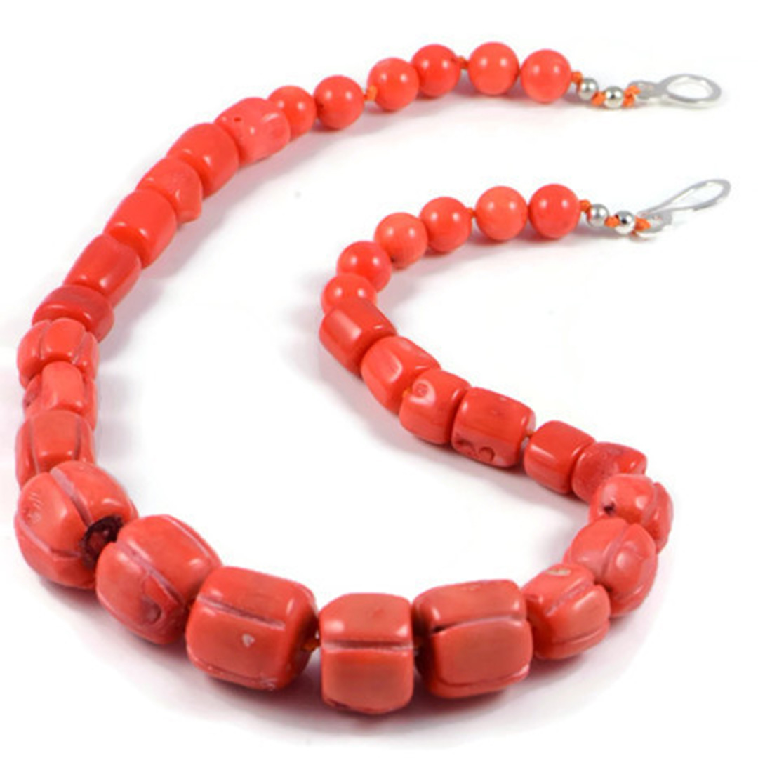 Sicca Coral Tube Bead Necklace – Sorrel Sky Gallery