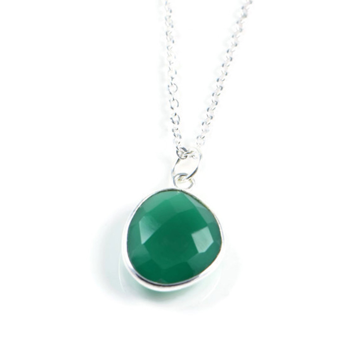 Rare Natural Pale Green Oval Prasiolite, Green Amethyst Gemstone Penda -  Franki Baker Jewellery